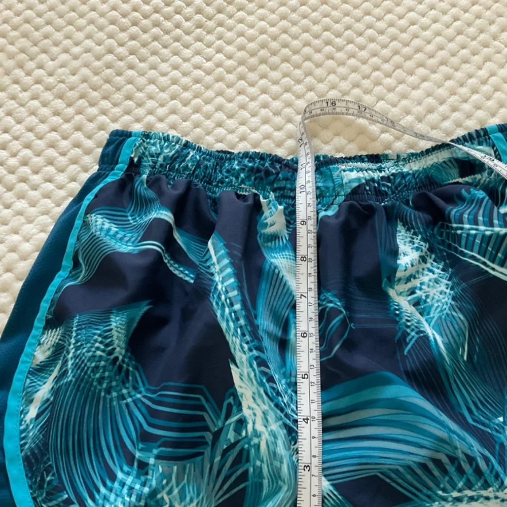 Nike Tempo‎ Running/Athletic Shorts - Blue Abstract Print - Size Small